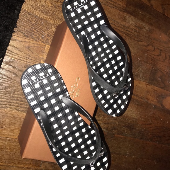 checkered flip flops